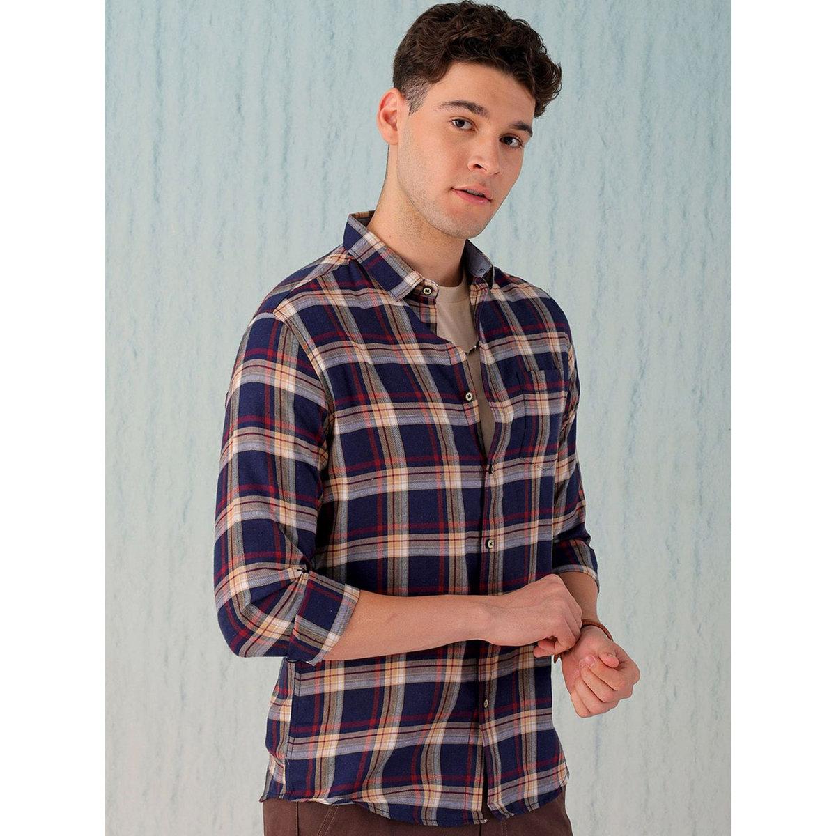 Hardsoda Men Checked Spread Collar Shirt-men-clothing-shirts-image-3