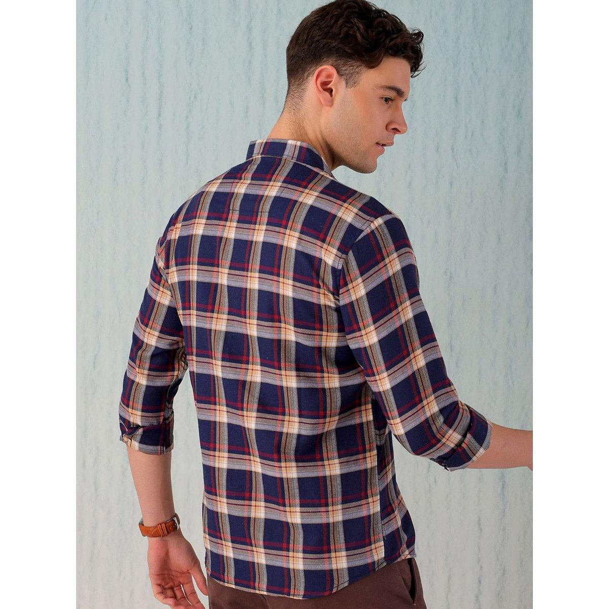 Hardsoda Men Checked Spread Collar Shirt-men-clothing-shirts-image-4