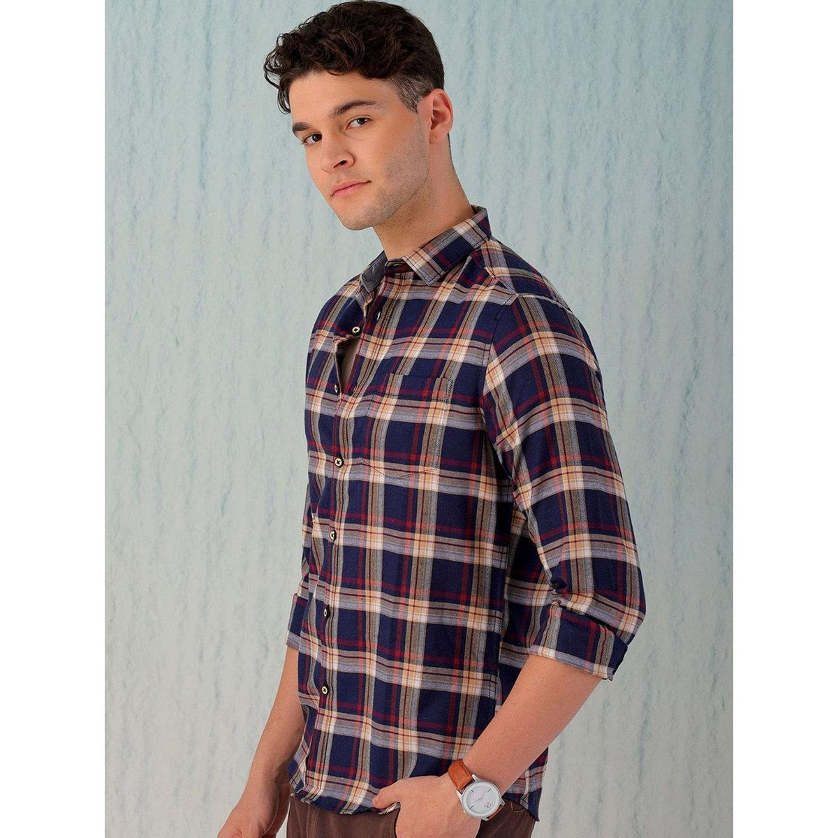 Hardsoda Men Checked Spread Collar Shirt-men-clothing-shirts-image-5