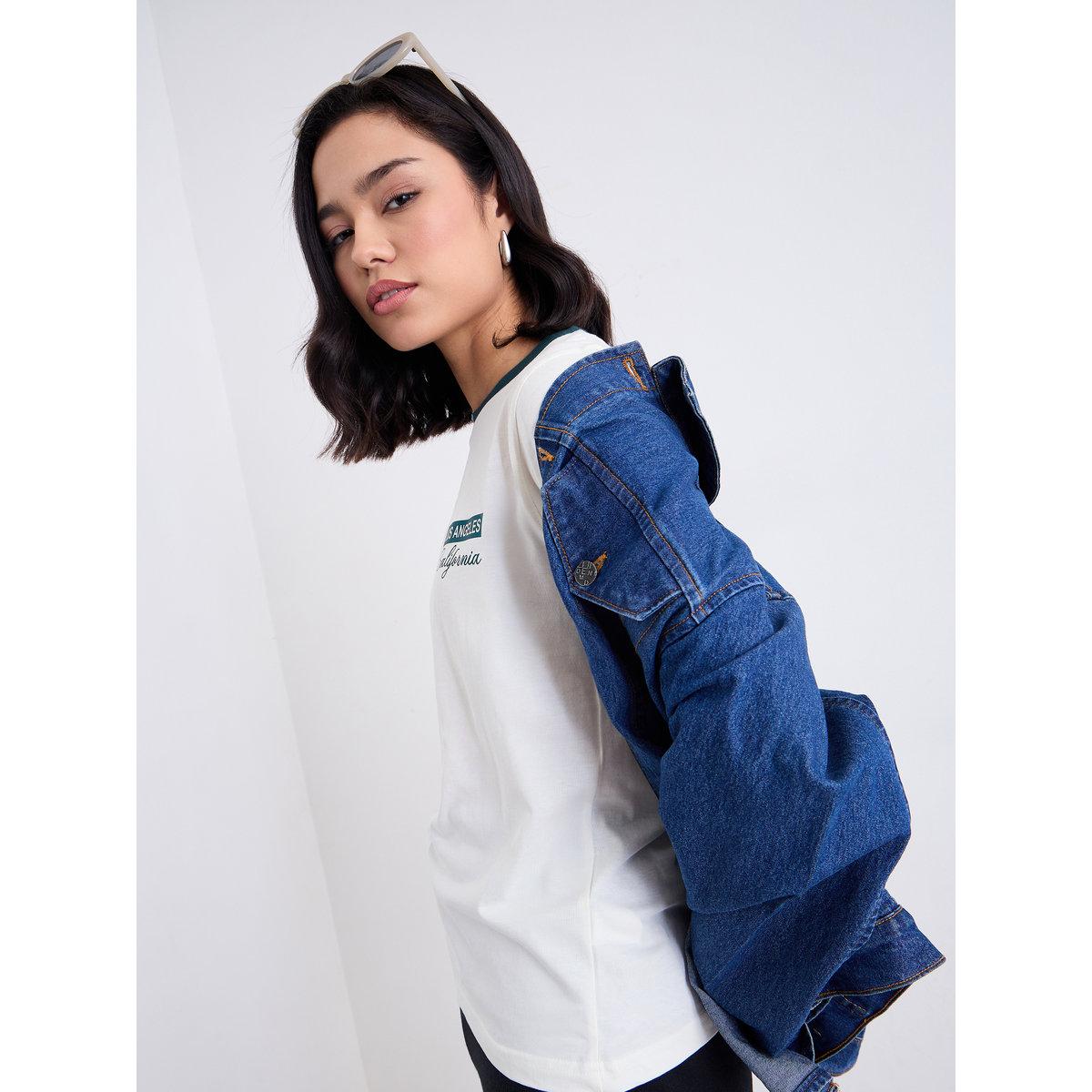 تيشيرت بطبعة كتابة وياقة دائرية-women-clothing-tshirts-image-5