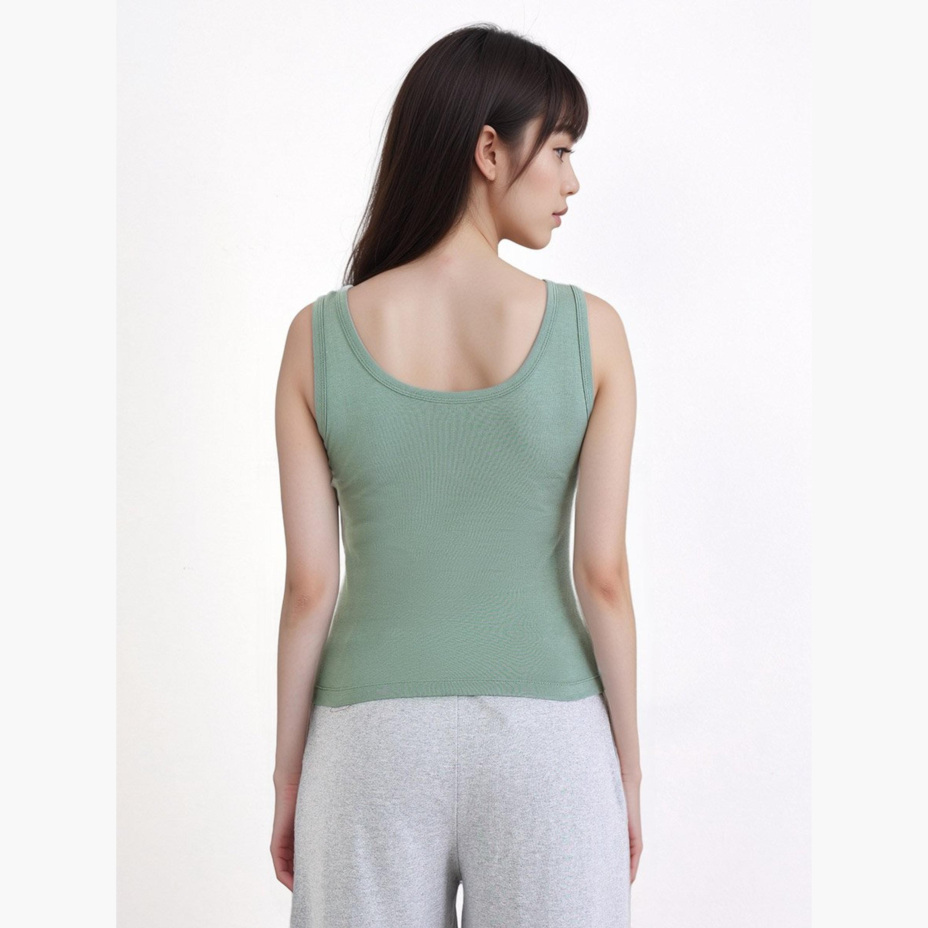 ستايلي - قميص داخلي أخضر ملائم مع طباعة شعار-women-clothing-tshirts-image-4