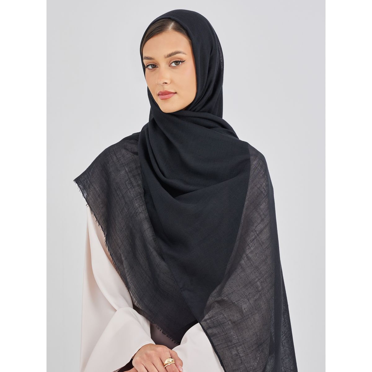 حجاب سادة مزين بحافة خام-women-clothingaccessories-scarves-image-1