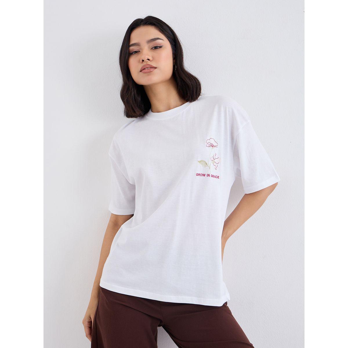 Styli Women White Exaggerated Shoulder Oversized T-Shirt-women-clothing-tshirts-image-2