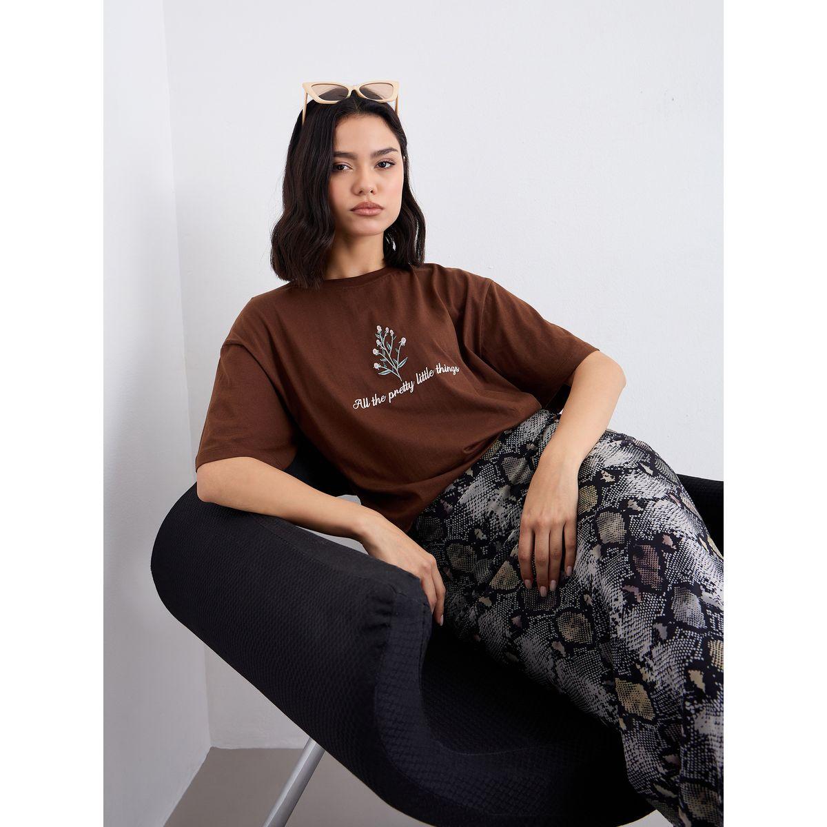 Styli Embroidered Slogan Short Sleeves Oversized T-Shirt-women-clothing-tshirts-image-5