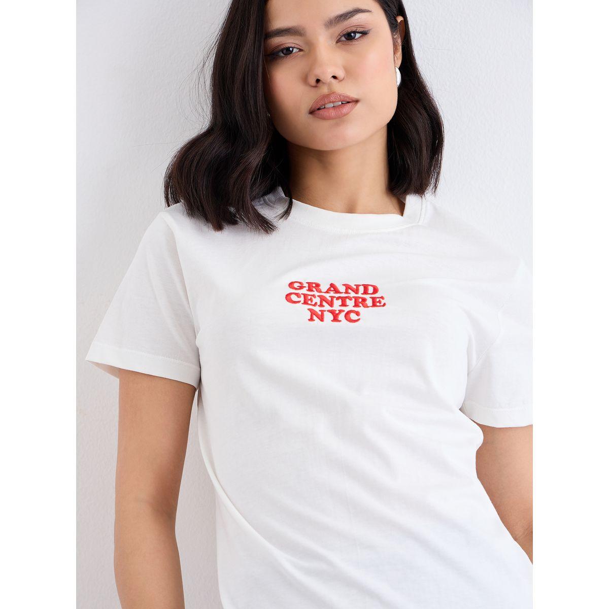 Styli Embroidered Detail Regular Fit T-Shirt-women-clothing-tshirts-image-3