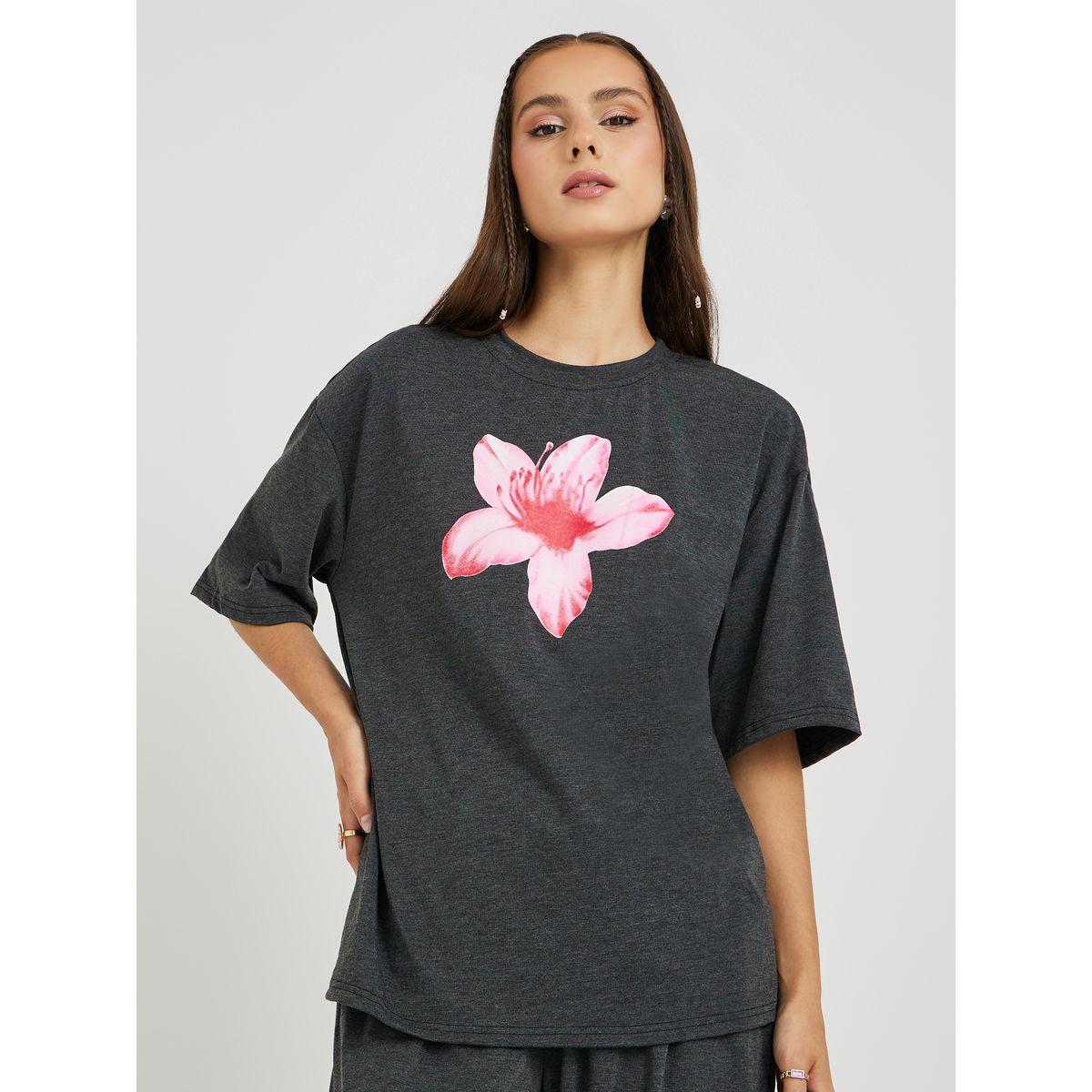 Styli Graphic Print Short Sleeve T-Shirt and Joggers Co-Ords-women-clothing-coordsets-image-2