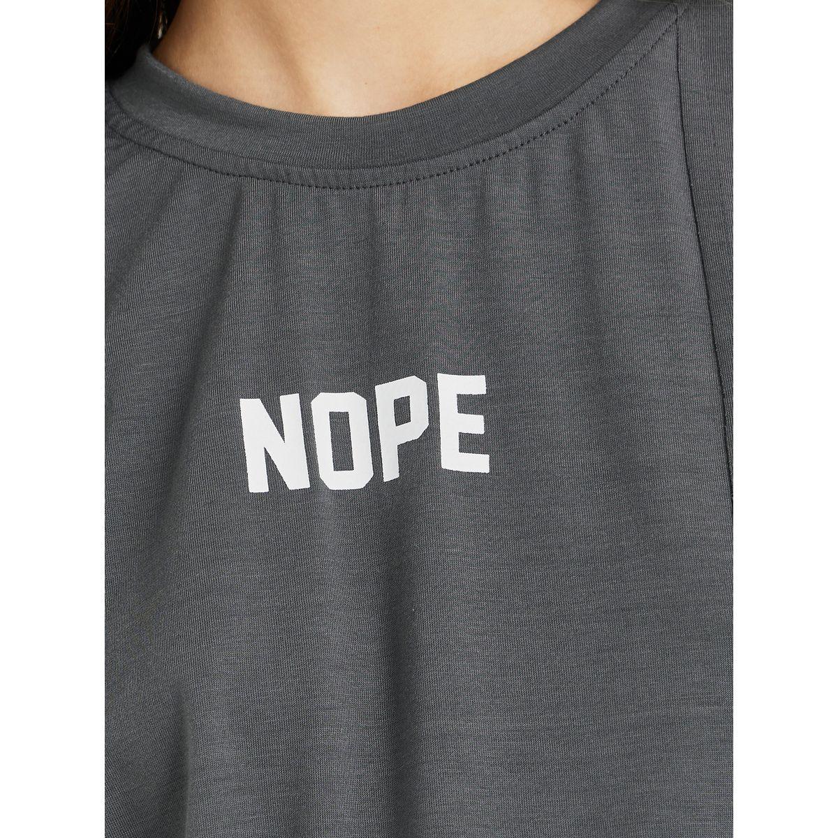 Styli Slogan Print Round Neck T-Shirt and Pants Co-Ords-women-clothing-coordsets-image-3