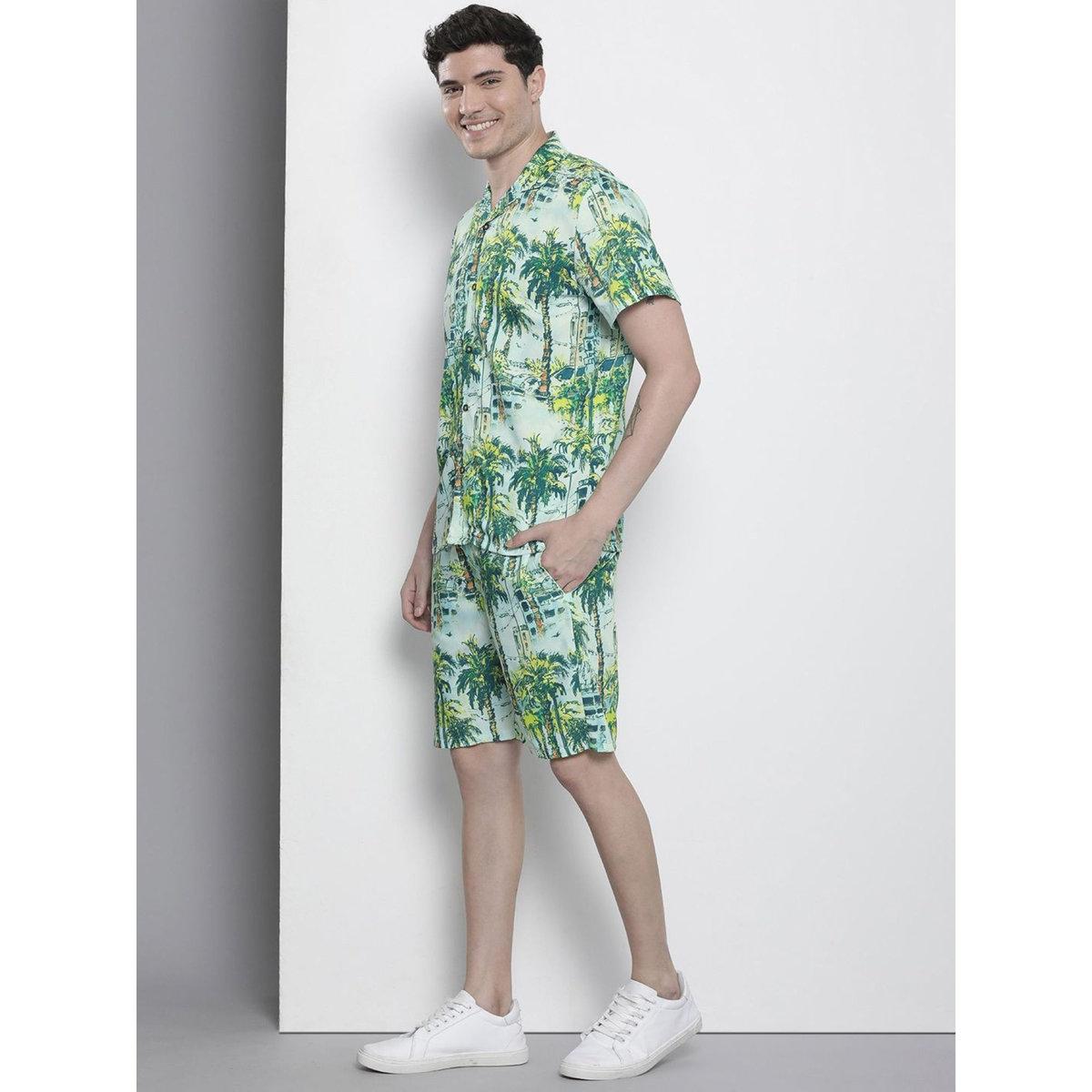 طقم منسق من شورت وقميص بطبعة تروبيكال-men-clothing-coordsets-image-4