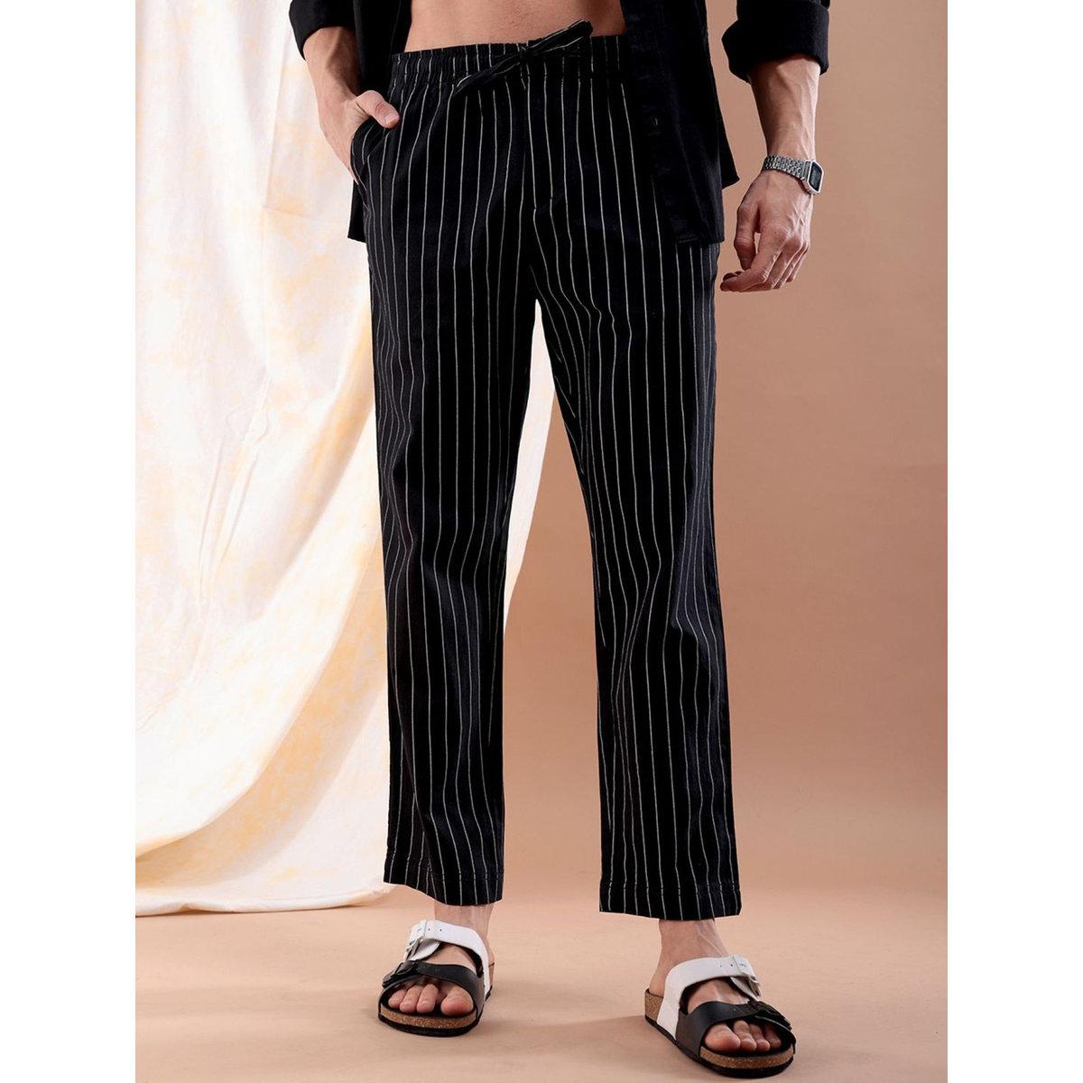 بنطال مخطط بقصة عادية-men-clothing-bottoms-trousersandchinos-trousers-image-1