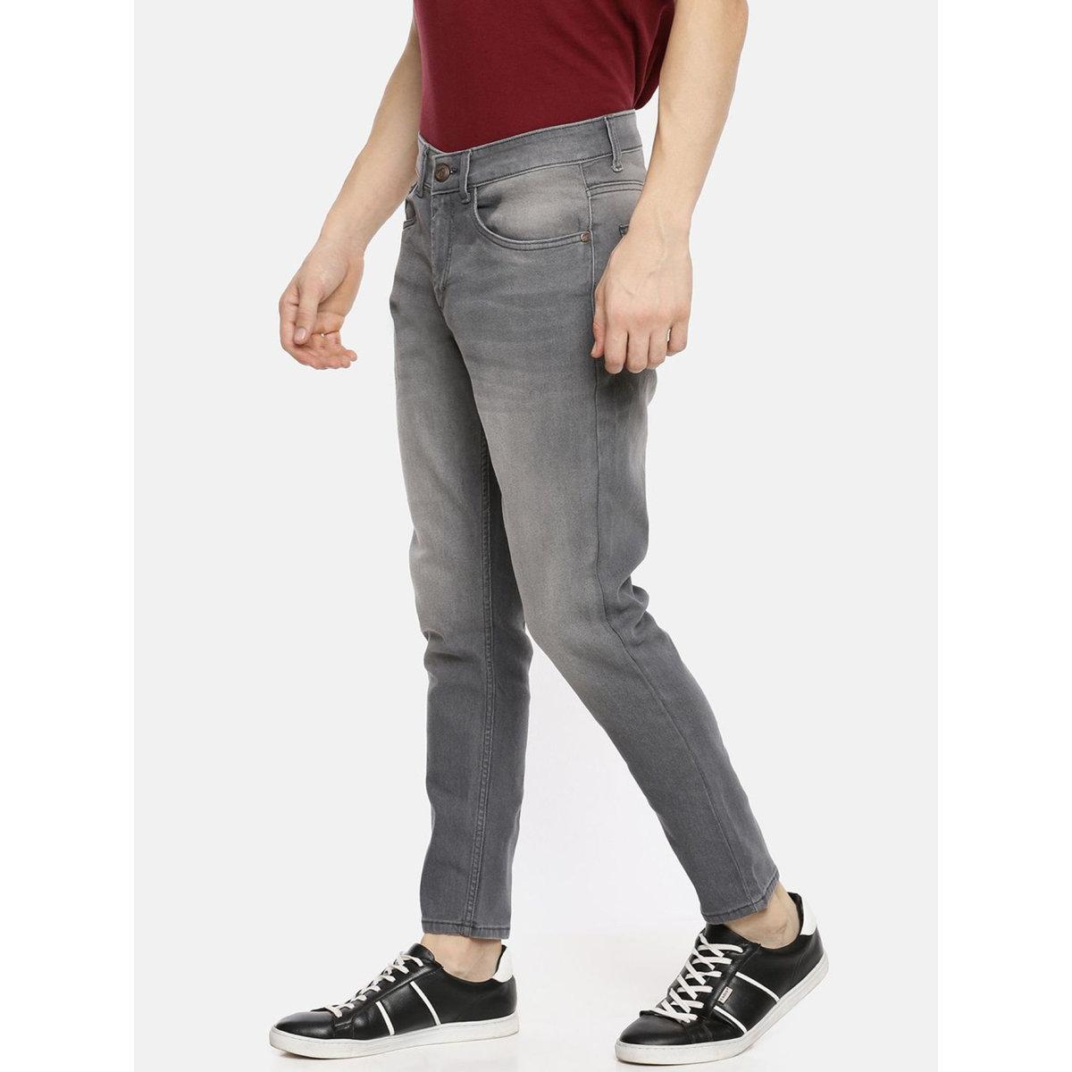 بنطال جينز بقصة سليم فيت وتفاصيل باهتة-men-clothing-bottoms-jeans-image-2