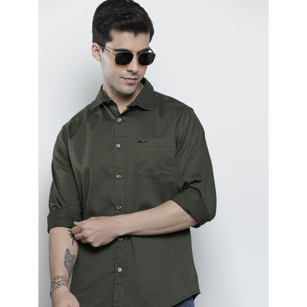 قميص سادة بقصة سليم فيت-men-clothing-shirts-image-1
