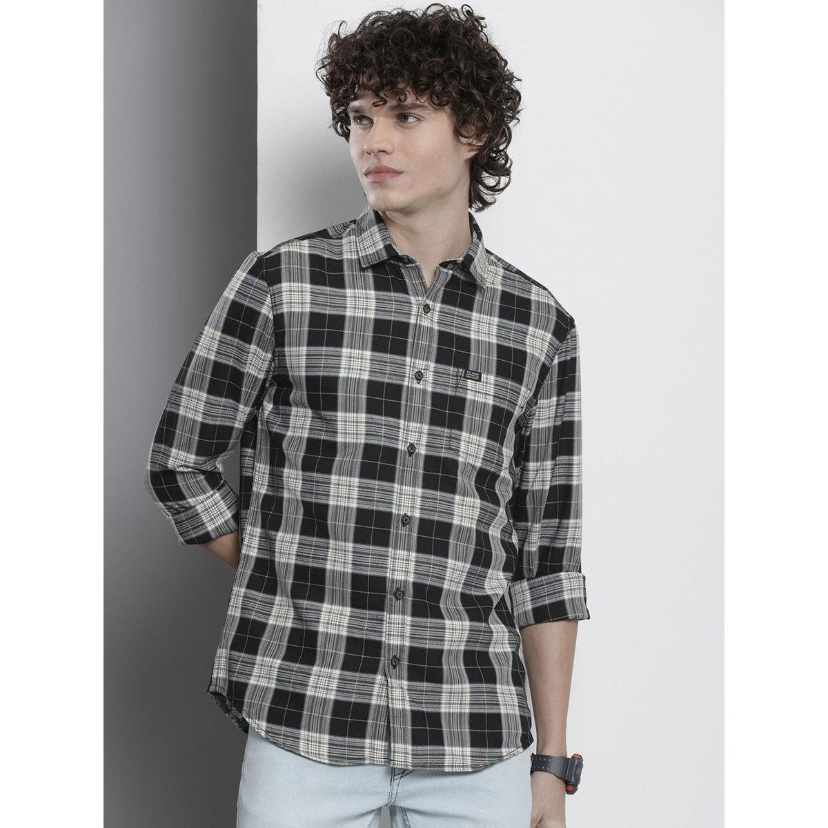 The Indian Garage Co X Styli Men Black Checkered Spread Collar Shirt-men-clothing-shirts-image-4