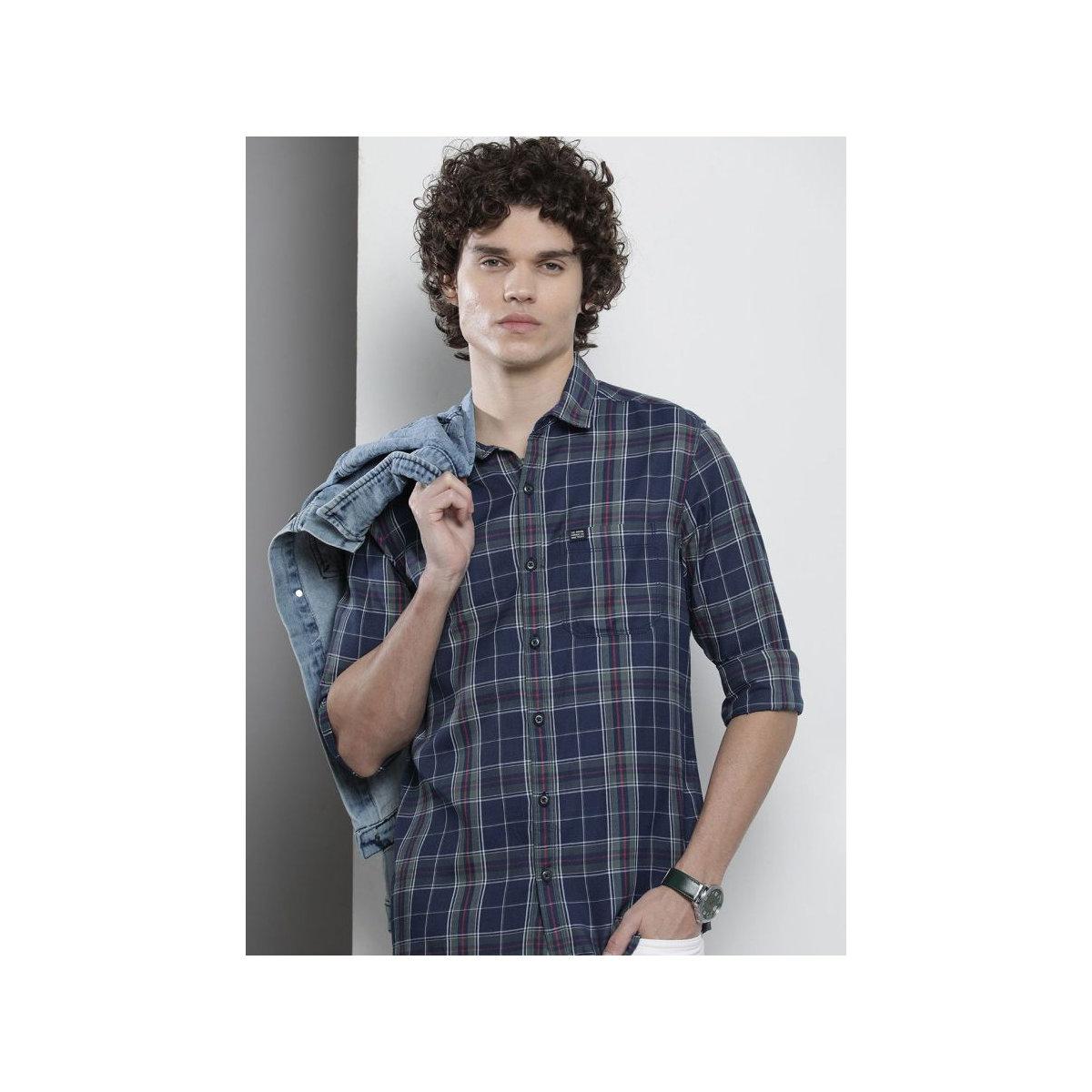 قميص بطبعة مربعات وقصة عادية-men-clothing-shirts-image-1