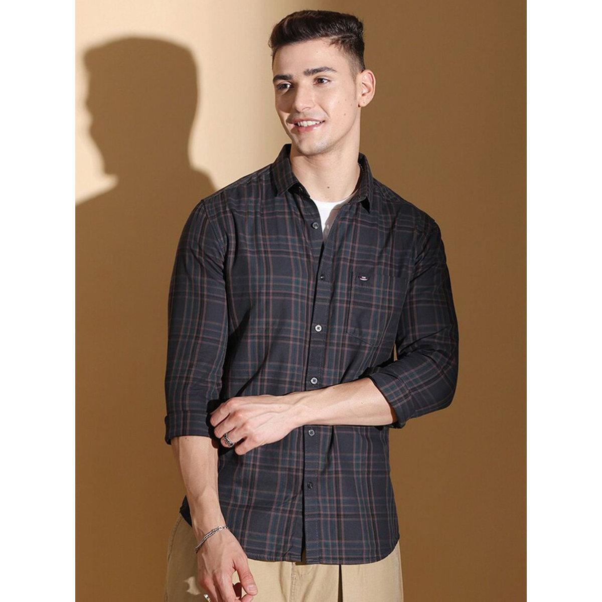 The Indian Garage Co X Styli Men Black Slim Fit Checked Casual Shirt-men-clothing-shirts-image-1