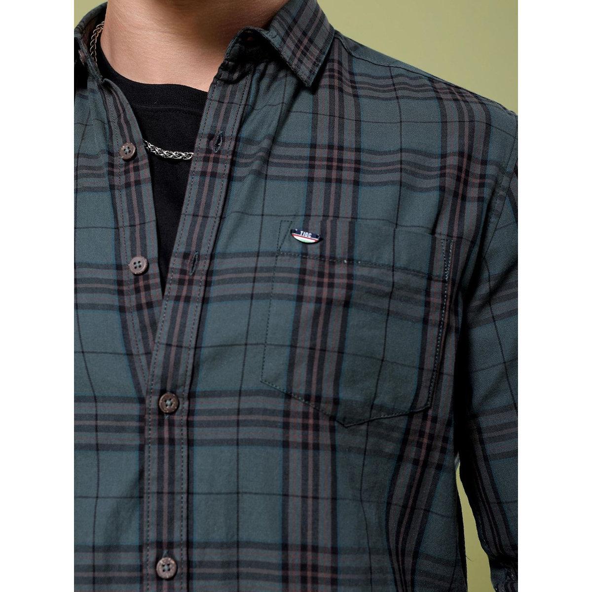 قميص بقصة سليم فيت وطبعة مربعات-men-clothing-shirts-image-2