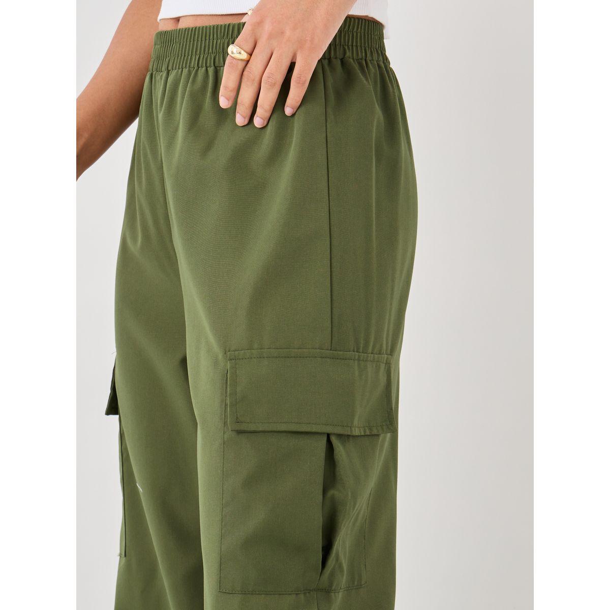 Styli Women Green Solid Elasticated Waistband Cargo Pants-women-clothing-bottoms-trousers-image-4