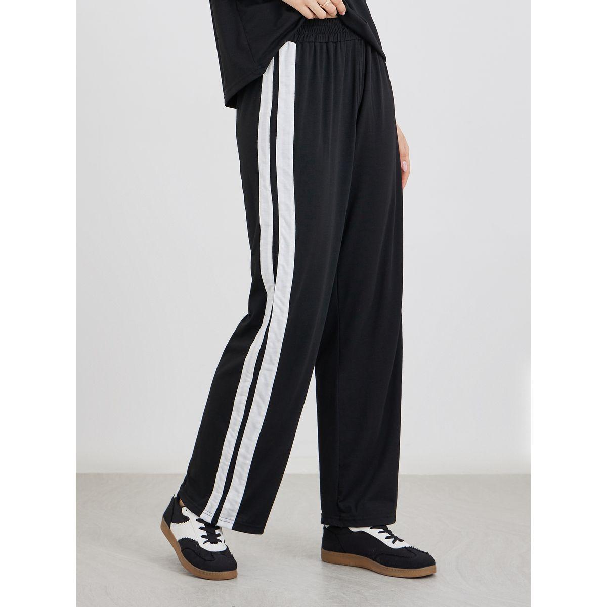 Styli Side Striped Panel Regular T-Shirt and Joggers Co-Ords-women-clothing-coordsets-image-5