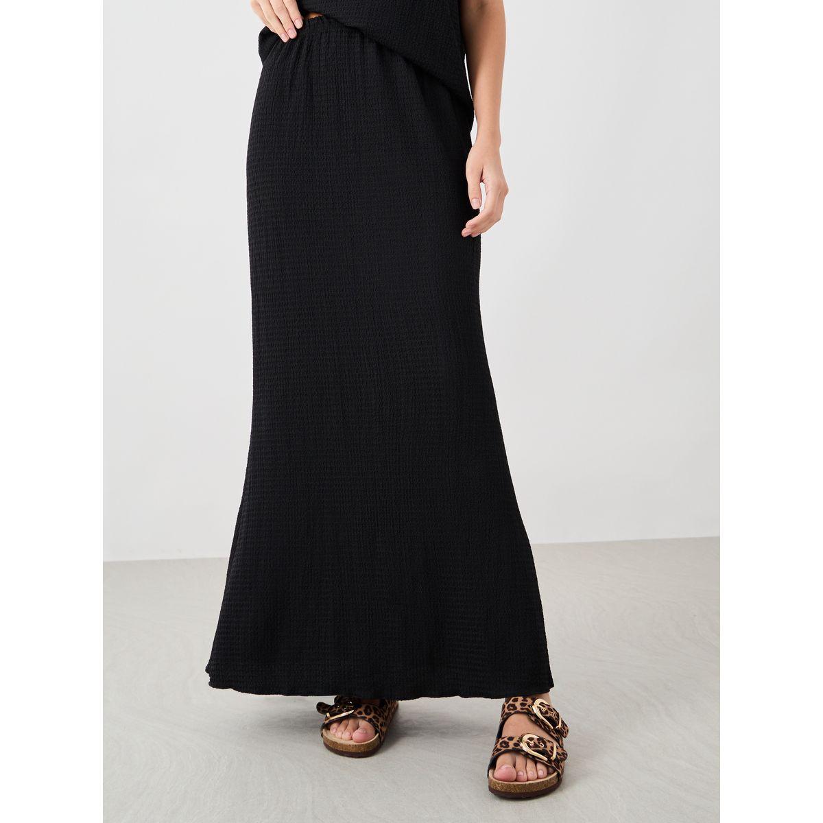 طقم منسق من بلوزة بدون أكمام وتنورة طويلة-women-clothing-coordsets-image-4