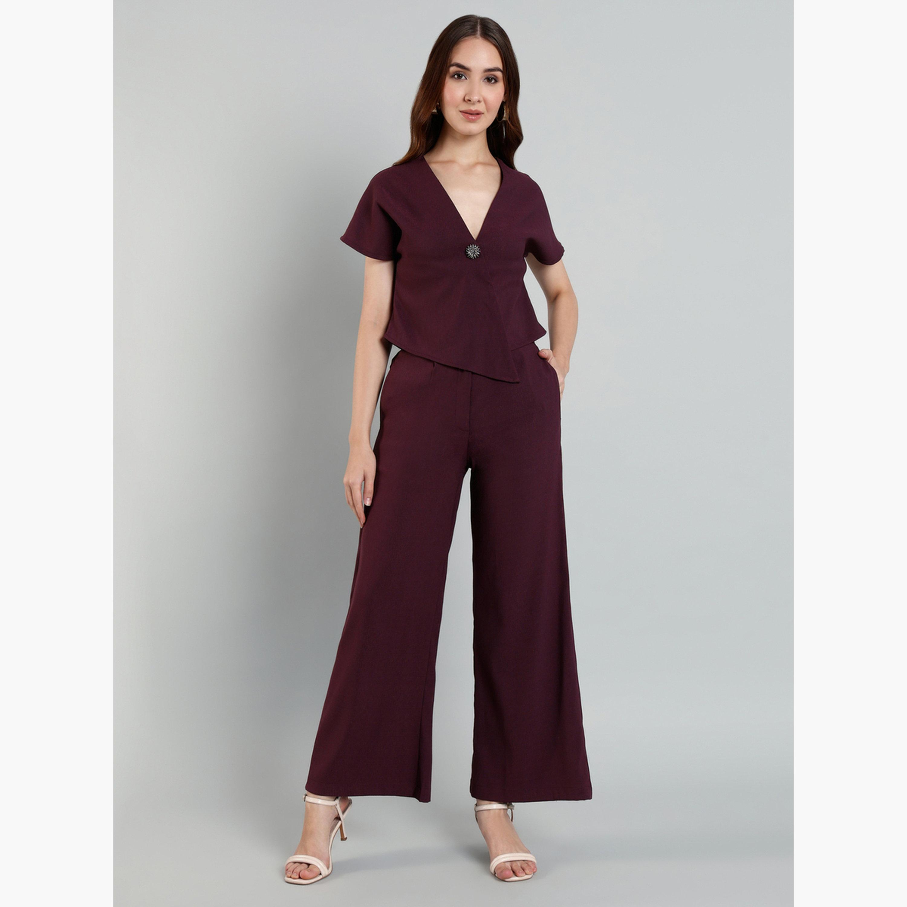 سيفا × ستايلي - بلوزة بتفاصيل بروش وبنطال واسع الساق-women-clothing-coordsets-image-2