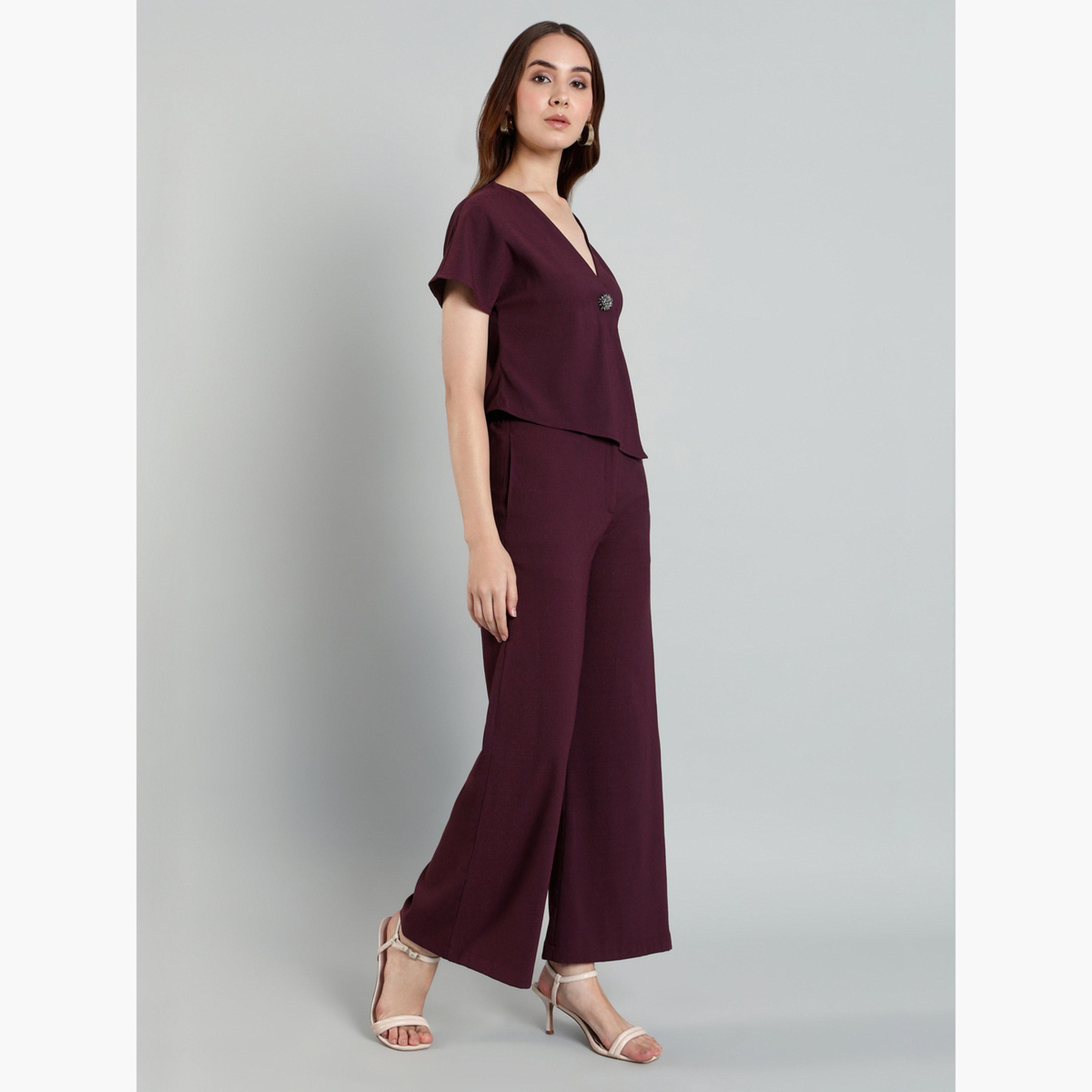 سيفا × ستايلي - بلوزة بتفاصيل بروش وبنطال واسع الساق-women-clothing-coordsets-image-3
