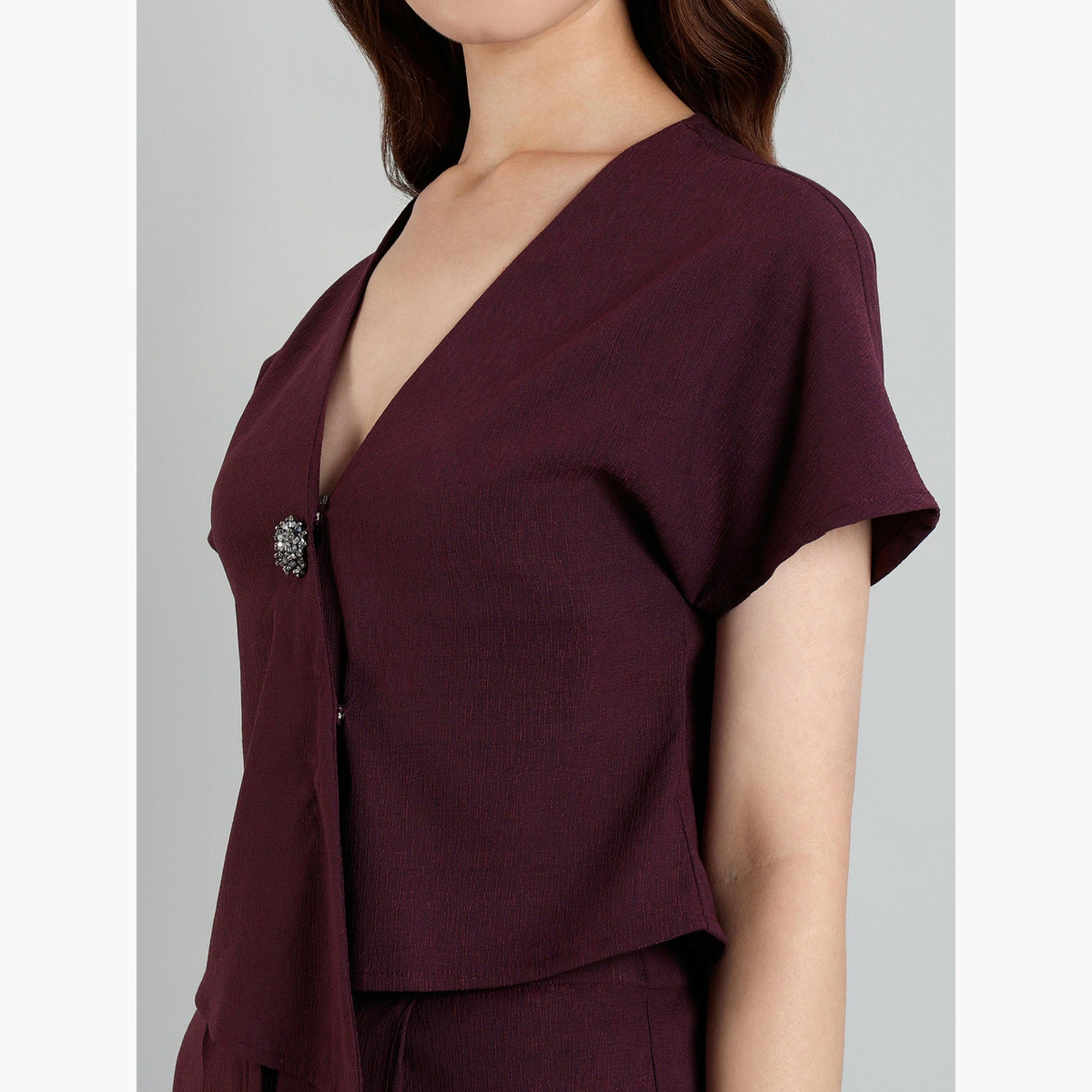 سيفا × ستايلي - بلوزة بتفاصيل بروش وبنطال واسع الساق-women-clothing-coordsets-image-6