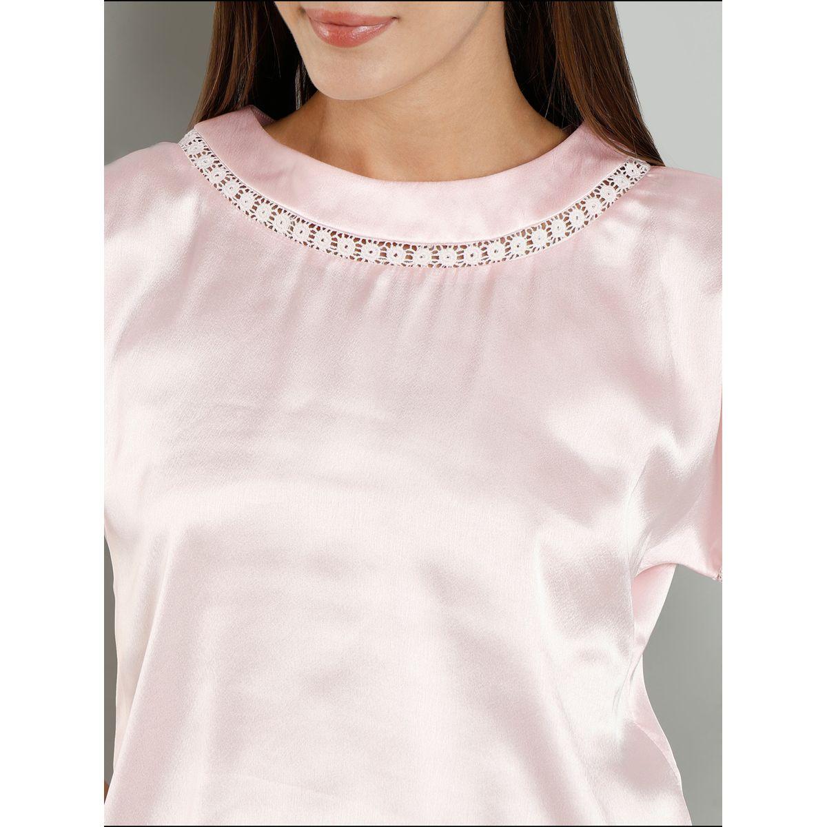 بلوزة ساتان بأكمام قصيرة مع تفاصيل دانتيل-women-clothing-shirtsandblouses-blouses-image-2