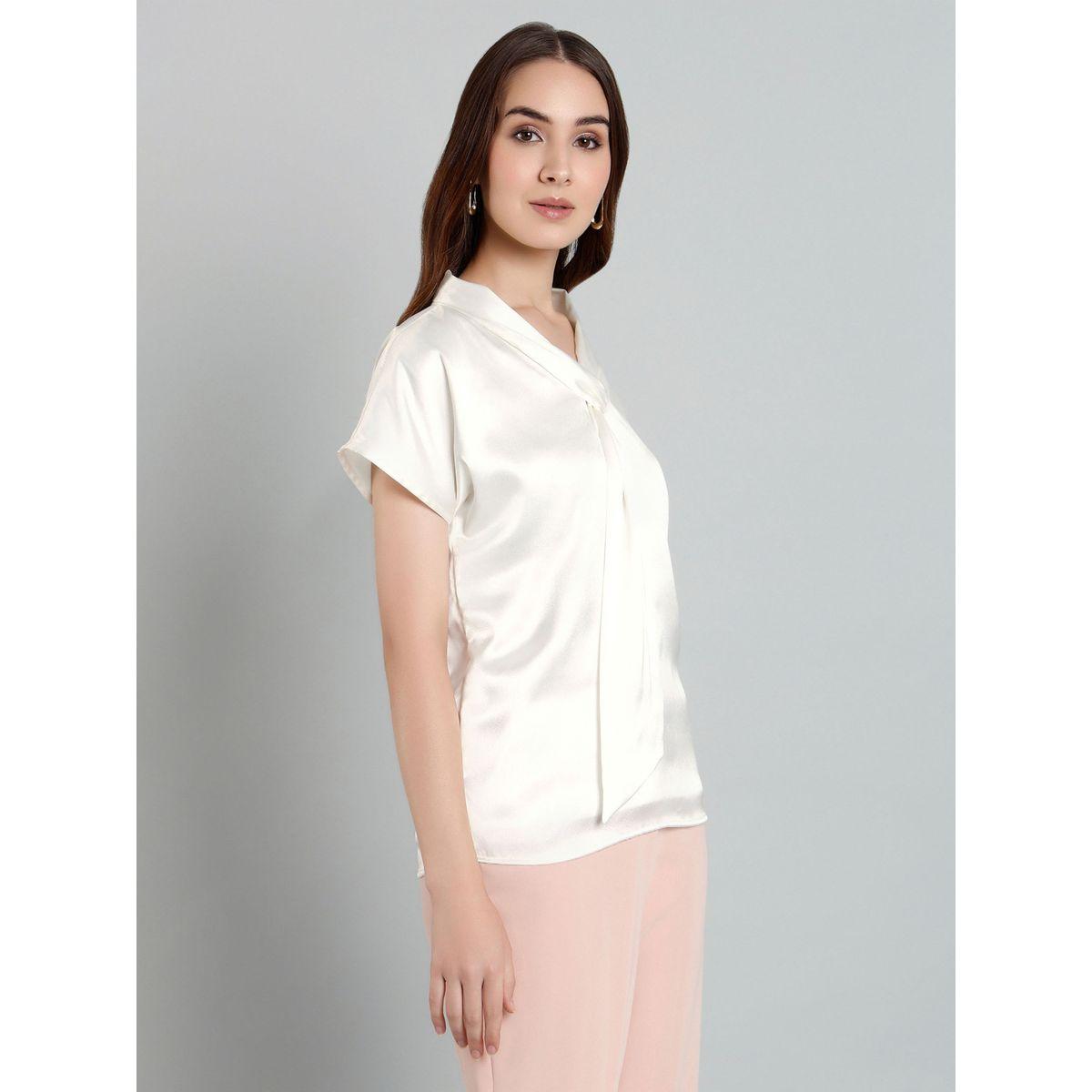 بلوزة ساتان سادة بقصة عادية وياقة بأربطة-women-clothing-shirtsandblouses-blouses-image-3