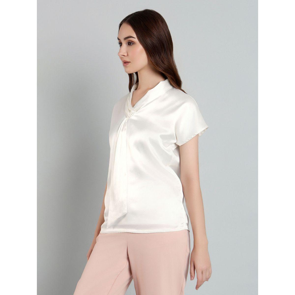بلوزة ساتان سادة بقصة عادية وياقة بأربطة-women-clothing-shirtsandblouses-blouses-image-4