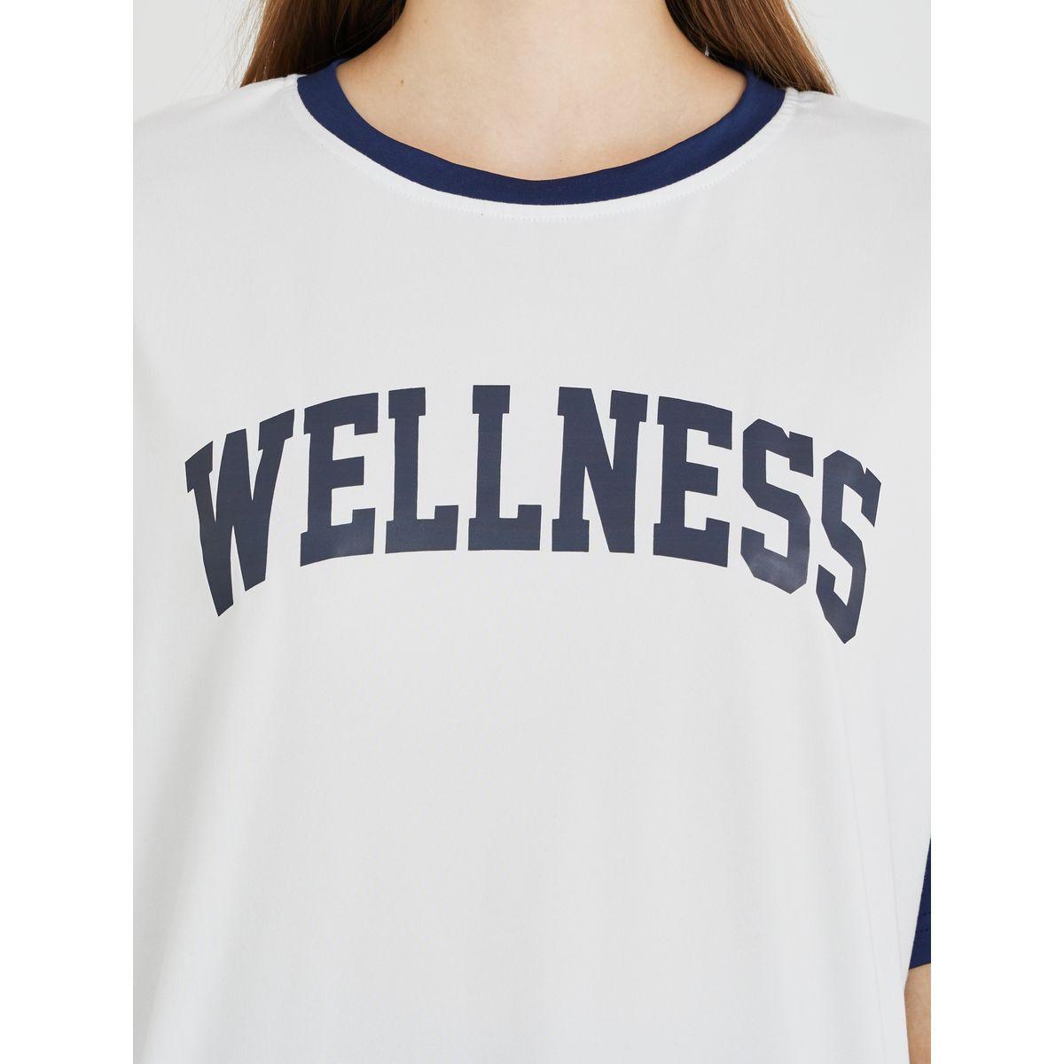 تيشيرت بطبعة كتابة وياقة دائرية-women-clothing-tshirts-image-3