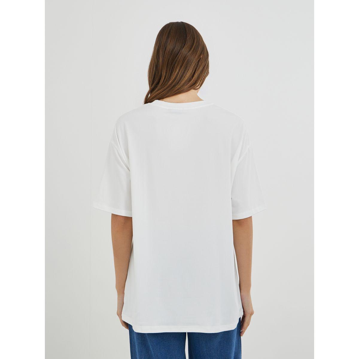 Styli Graphic Print Round Neck Oversized T-Shirt-women-clothing-tshirts-image-4