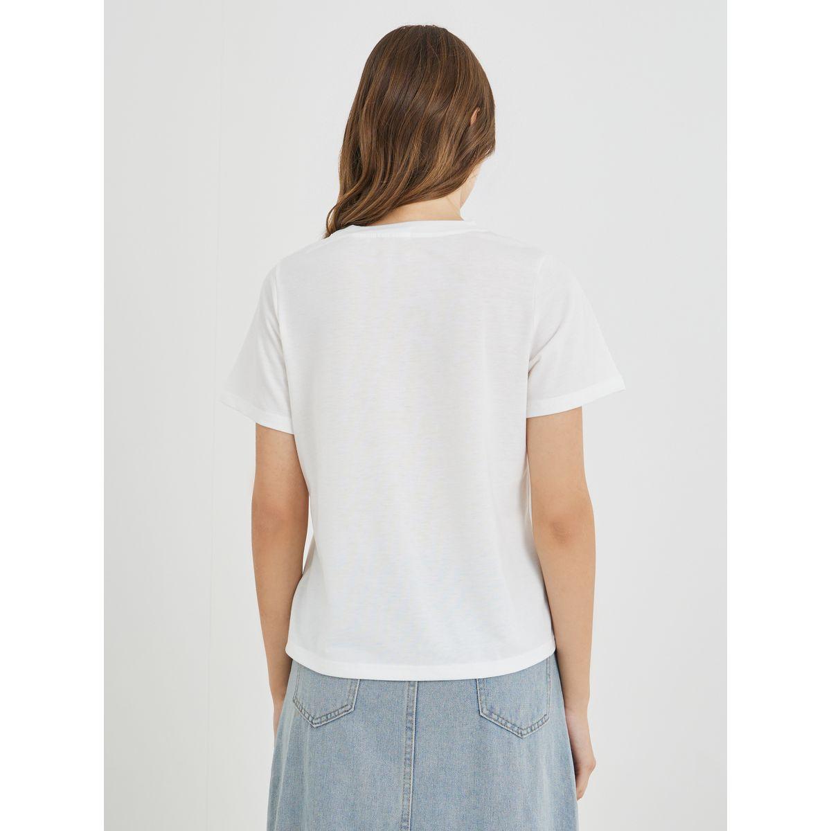 Styli Graphic Print Round Neck T-Shirt-women-clothing-tshirts-image-4