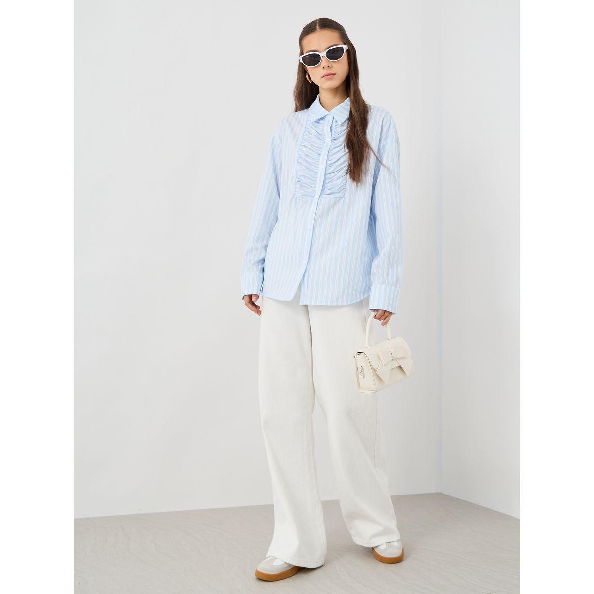 بلوزة مخططة فضفاضة بياقة سبريد وتفاصيل مُجمعة-women-clothing-shirtsandblouses-shirts-image-2