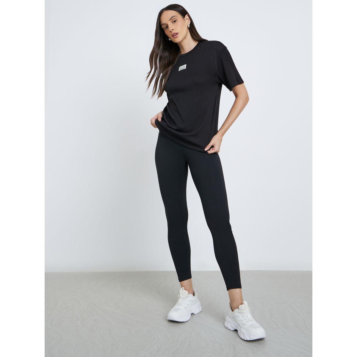 Styli Women Black Ribbed Oversized T-Shirt-women-clothing-tshirts-image-2