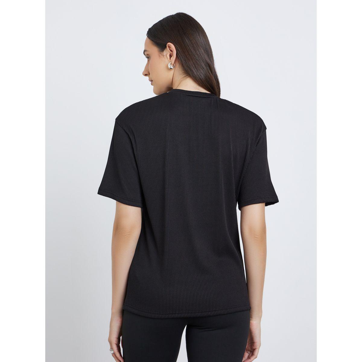تيشيرت فضفاضة بتفاصيل مُضلعة-women-clothing-tshirts-image-4