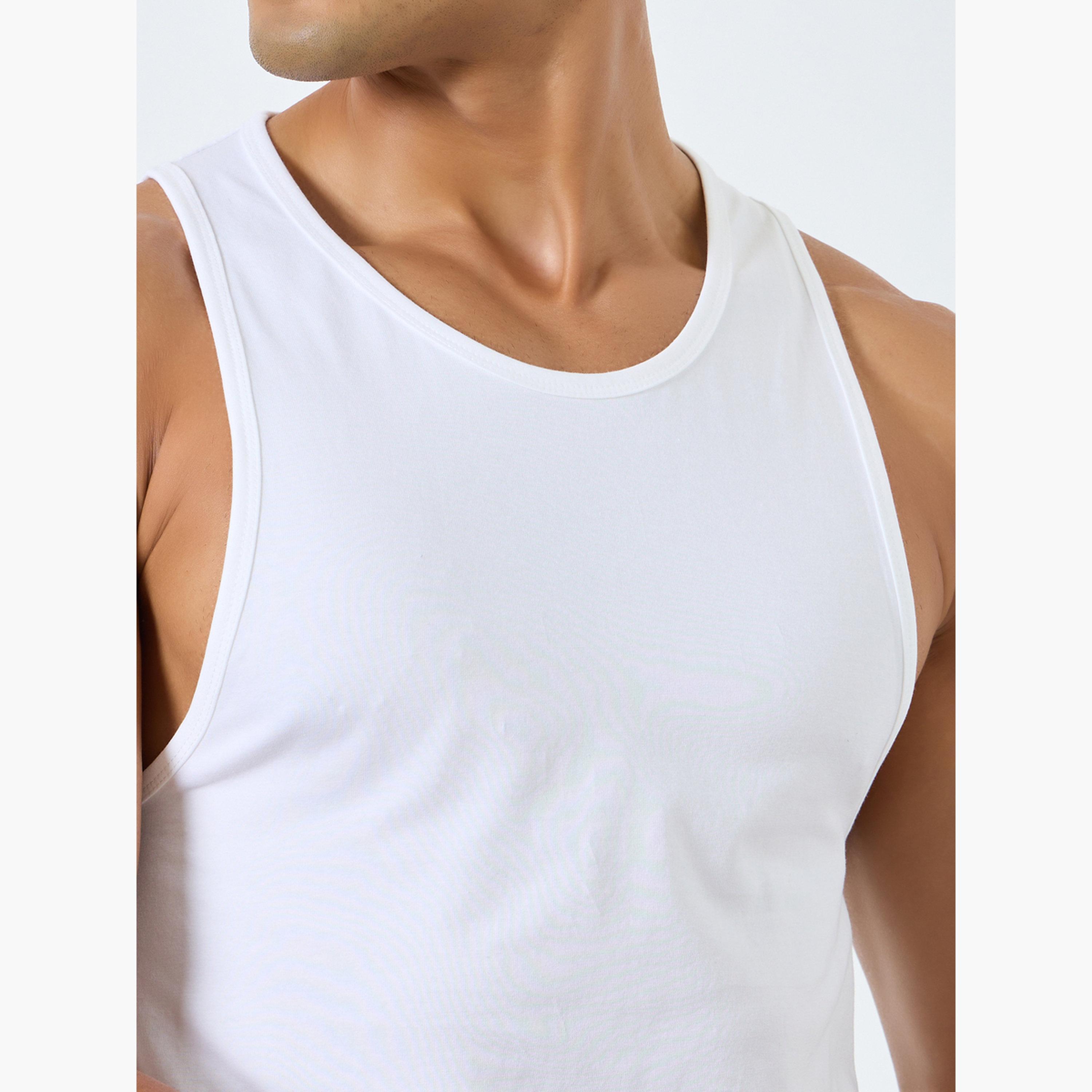 ستايلي - عبوة من 3 قطع - سترة قطنية مطاطية برقبة دائرية-men-clothing-innerwear-vests-image-4
