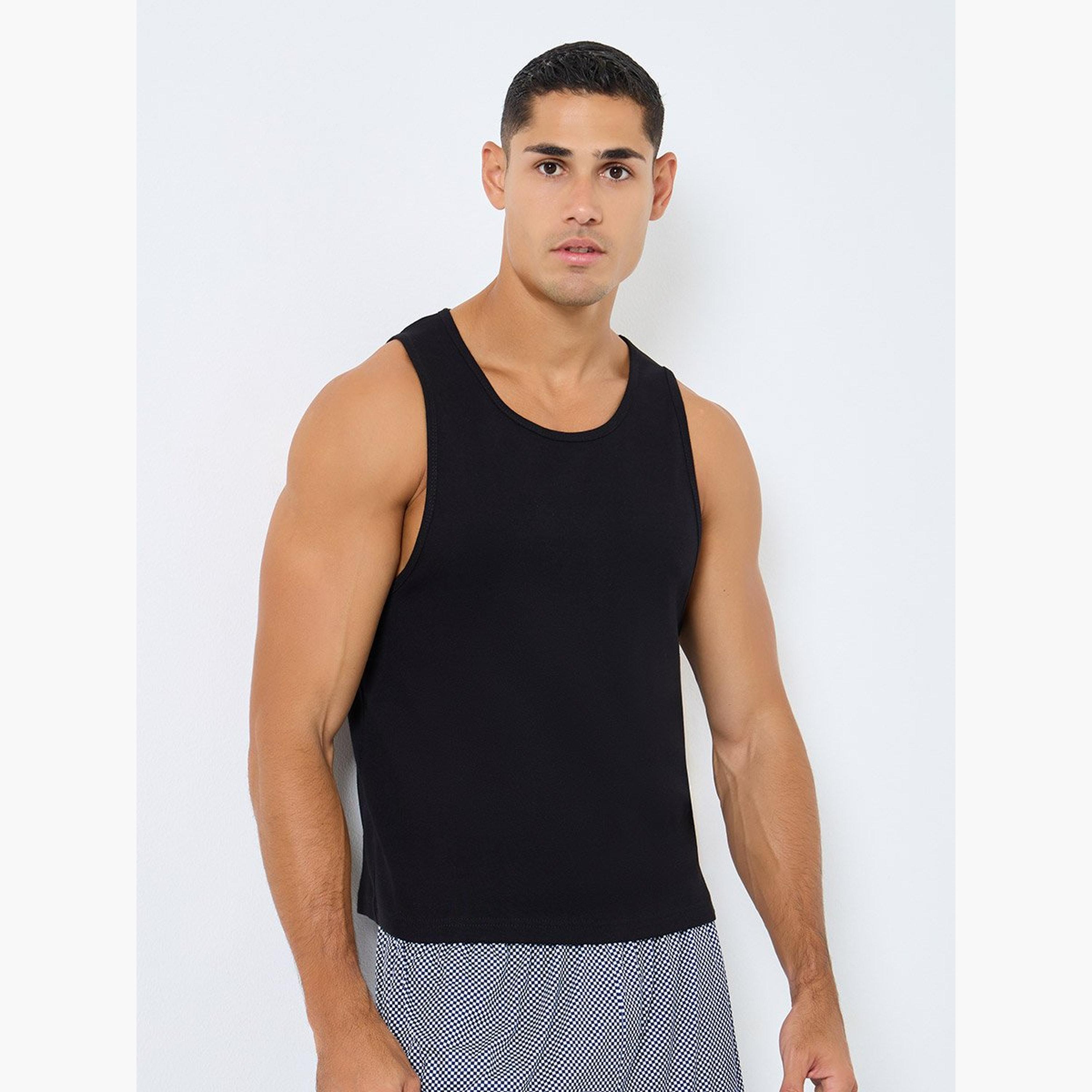 ستايلي - سترة قطنية مضلعة برقبة دائرية- قطعتين-men-clothing-innerwear-vests-image-1