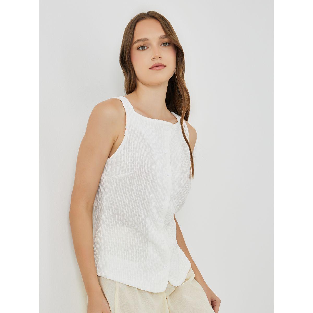 Styli Textured Sleeveless Buttoned Top-women-clothing-shirtsandblouses-blouses-image-1
