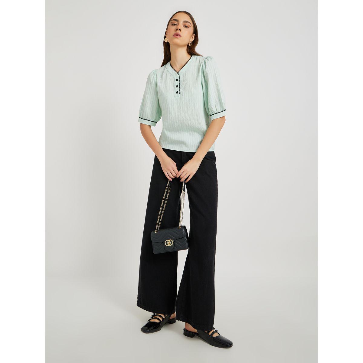 بلوزة بتفاصيل دانتيل وأكمام قصيرة-women-clothing-shirtsandblouses-blouses-image-2