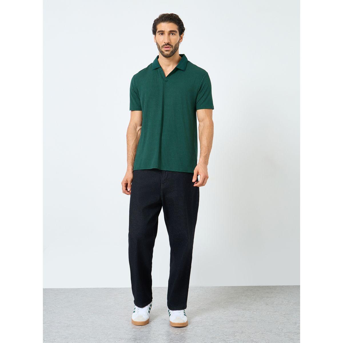 تيشيرت بياقة بولو وقصة عادية مع تفاصيل بارزة الملمس-men-clothing-tshirtsandpolos-polos-image-2