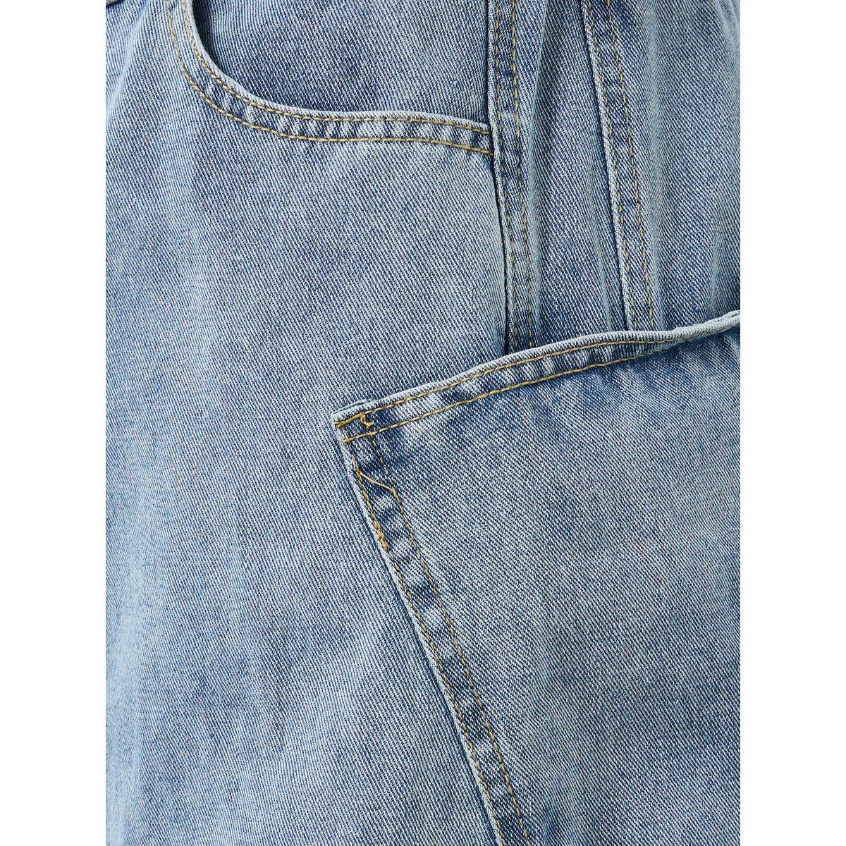 Styli Men Cloud Wash Relaxed Fit Panelled Jeans-men-clothing-bottoms-jeans-image-3