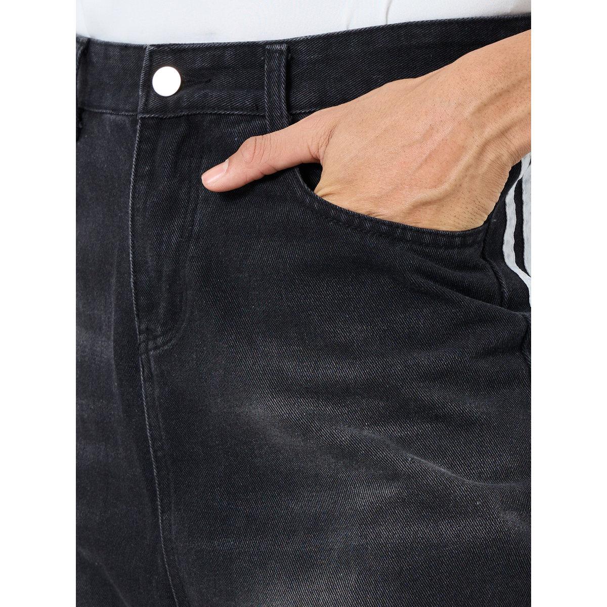 بنطال جينز بخصر متوسط وقصة مريحة مع تفاصيل شرائط جانبية-men-clothing-bottoms-jeans-image-3