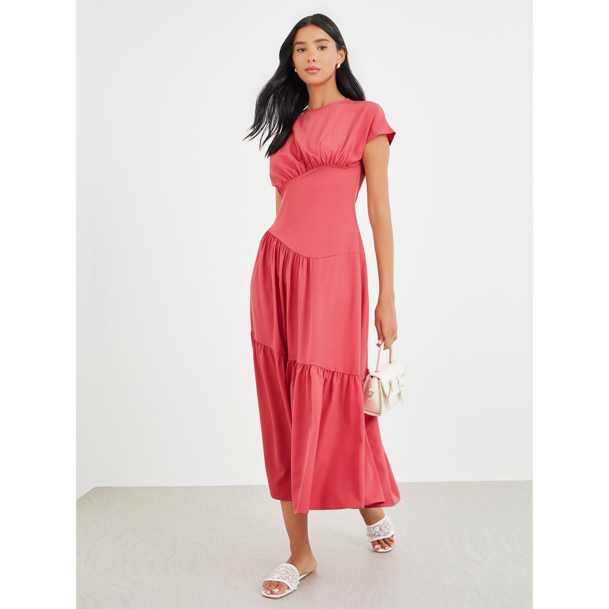 فستان ميدي سادة بأكمام قصيرة وتفاصيل مُجمعة-women-clothing-dresses-image-1