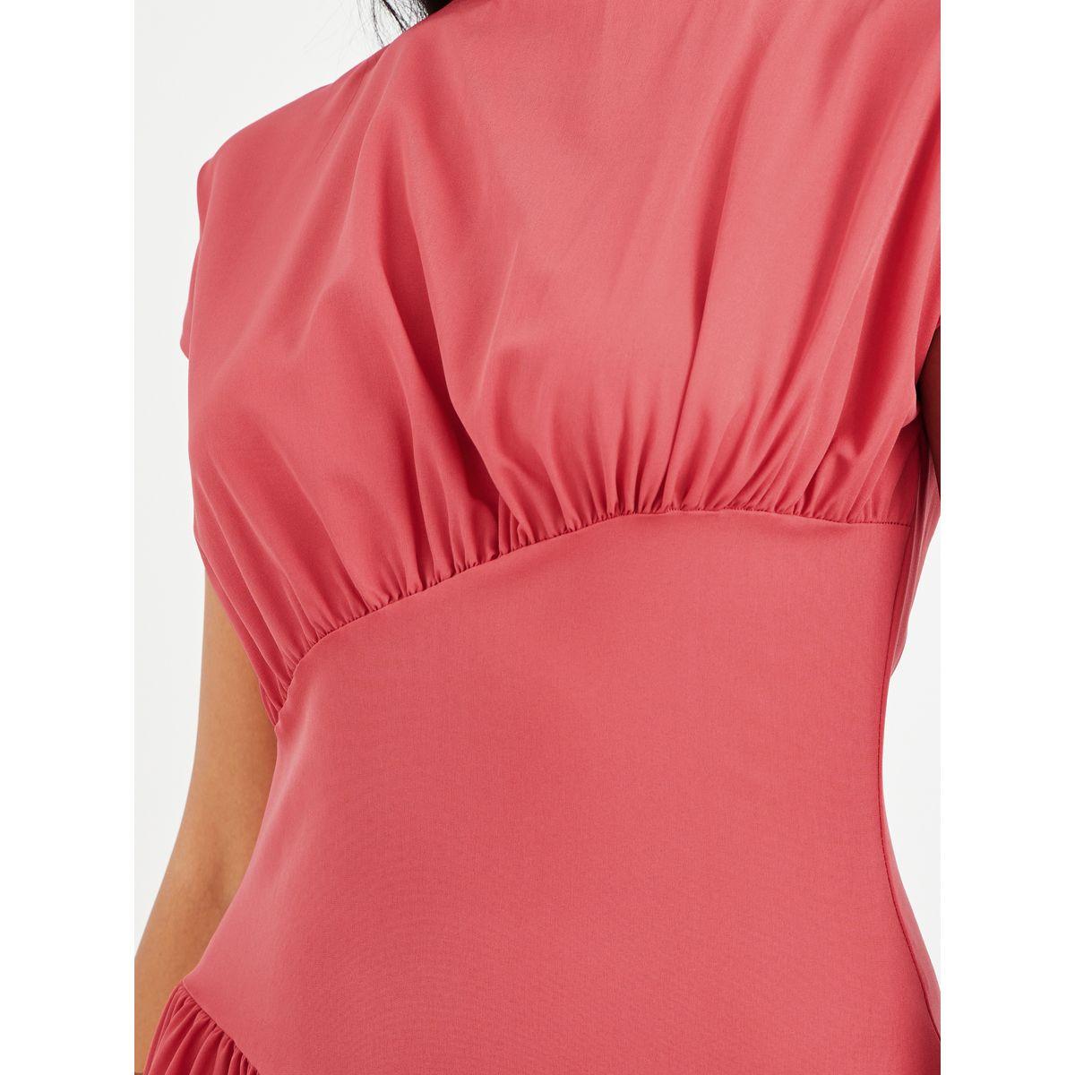 فستان ميدي سادة بأكمام قصيرة وتفاصيل مُجمعة-women-clothing-dresses-image-5