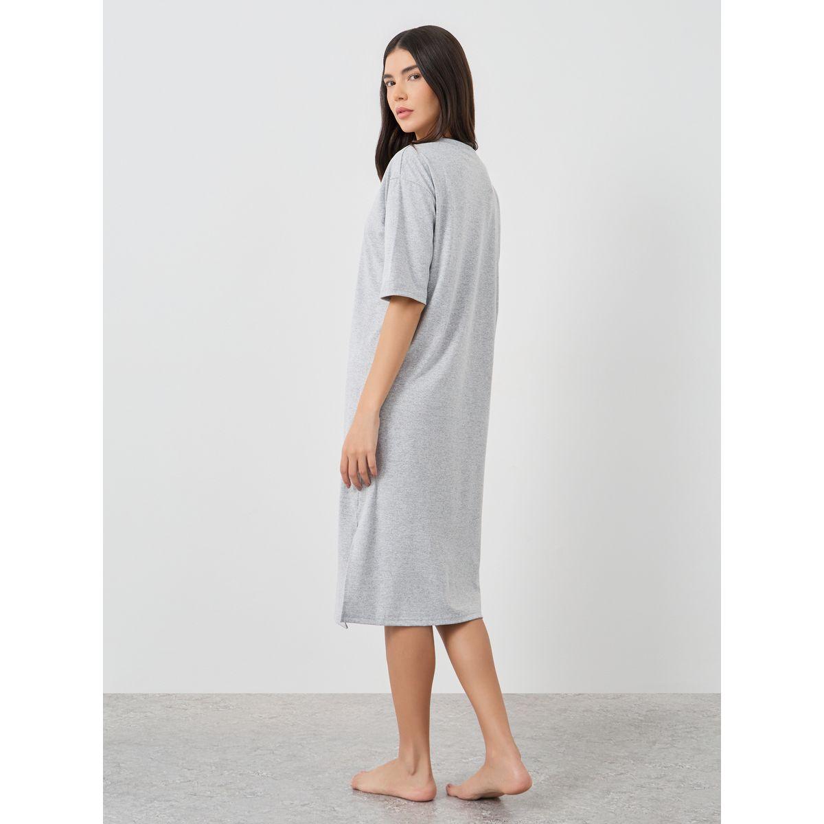 Styli Graphic Print Short Sleeve Side Slit Nightdress-women-clothing-nightwear-nighties-image-4