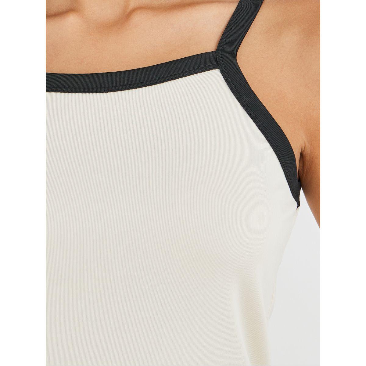 Styli Contrast Trim Color Basic Cami-women-clothing-tshirts-image-4