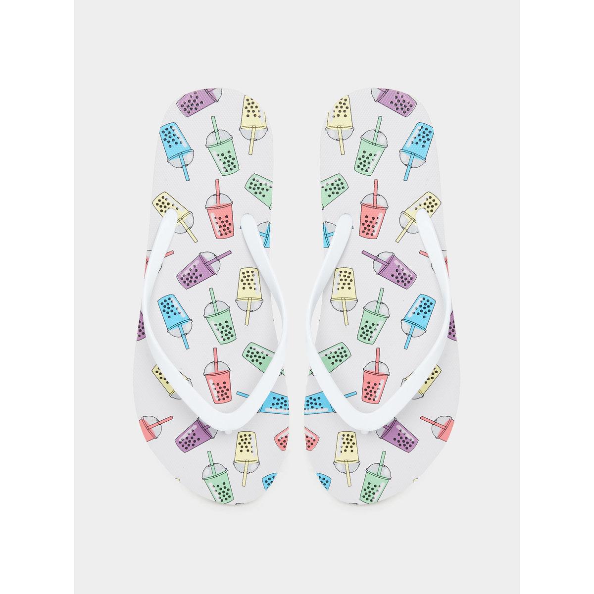 شبشب بطبعة شراب البوبا-women-shoes-flipflopsandslides-image-5