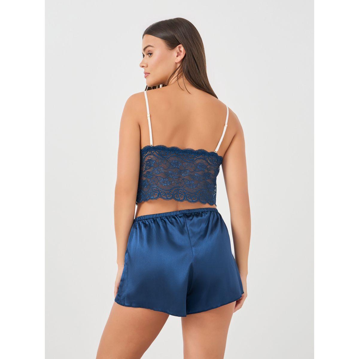 مجموعة من شورت ساتان مع صدرية بزهور دانتيل-women-clothing-lingerie-lingeriesets-image-5