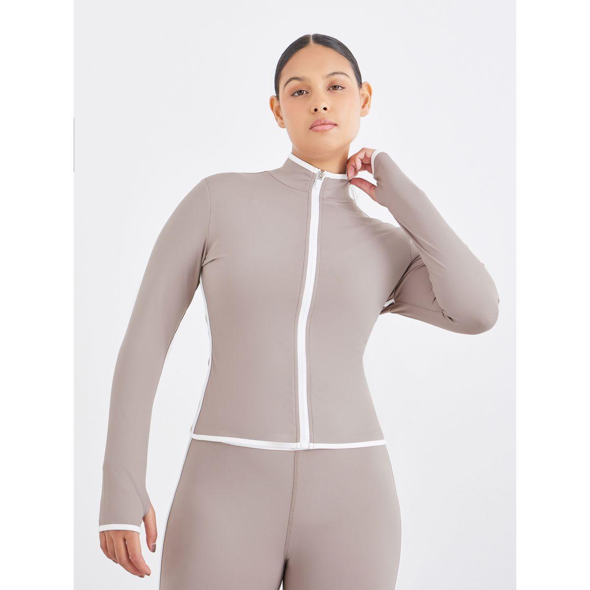 طقم من ليقنز وجاكيت بتفاصيل سحاب للإغلاق-women-clothing-sportswearandactivewear-trackpantsandtracksuits-image-3