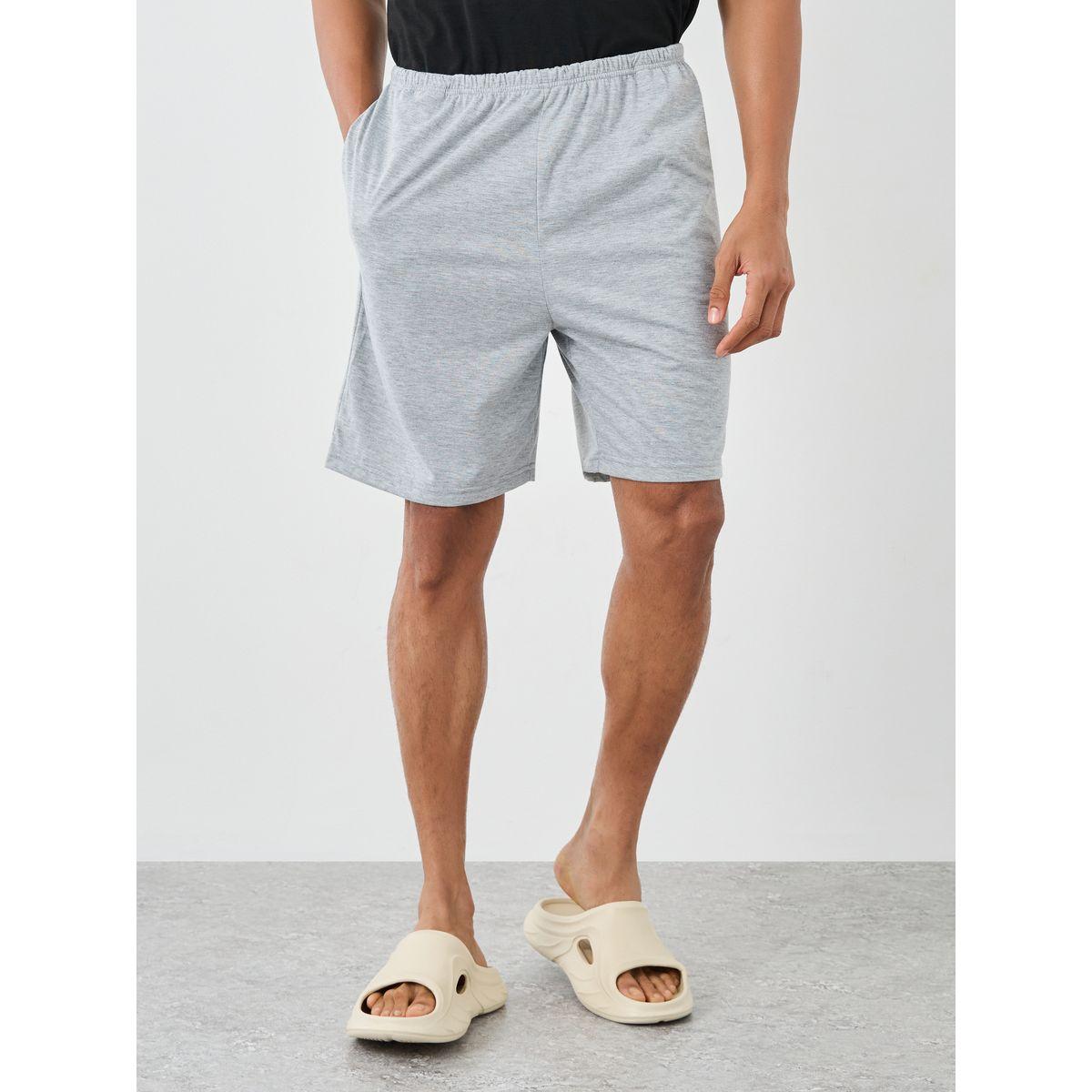 طقم من شورت بيجاما وتيشيرت بطبعة جرافيك-men-clothing-nightwear-sets-image-4