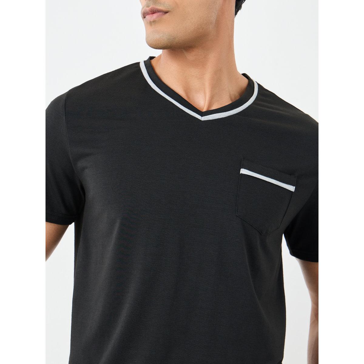 طقم منسق من شورت وتيشيرت-men-clothing-nightwear-sets-image-3